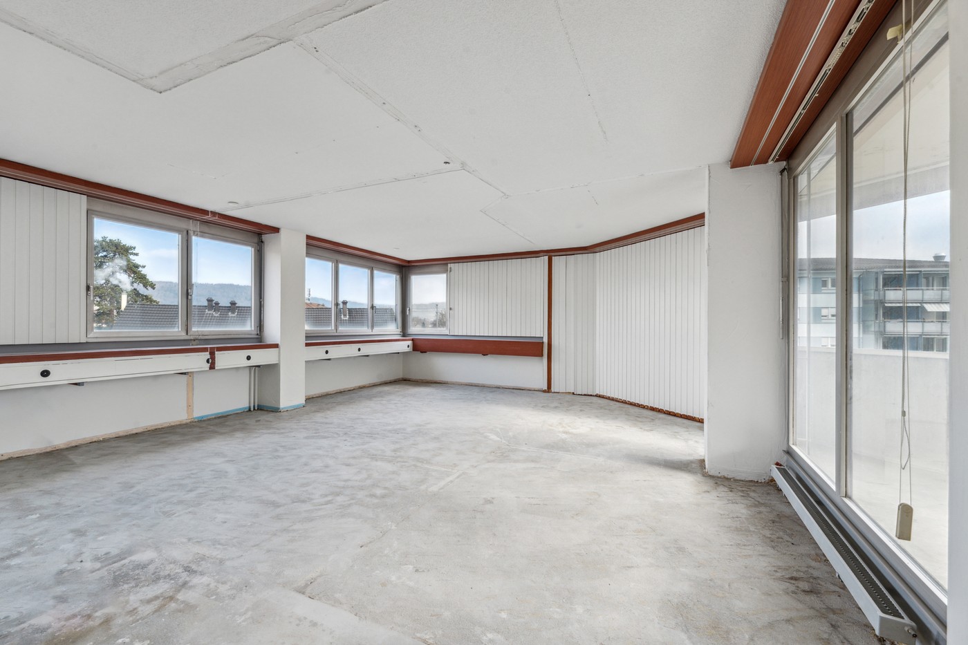 135m² bureau