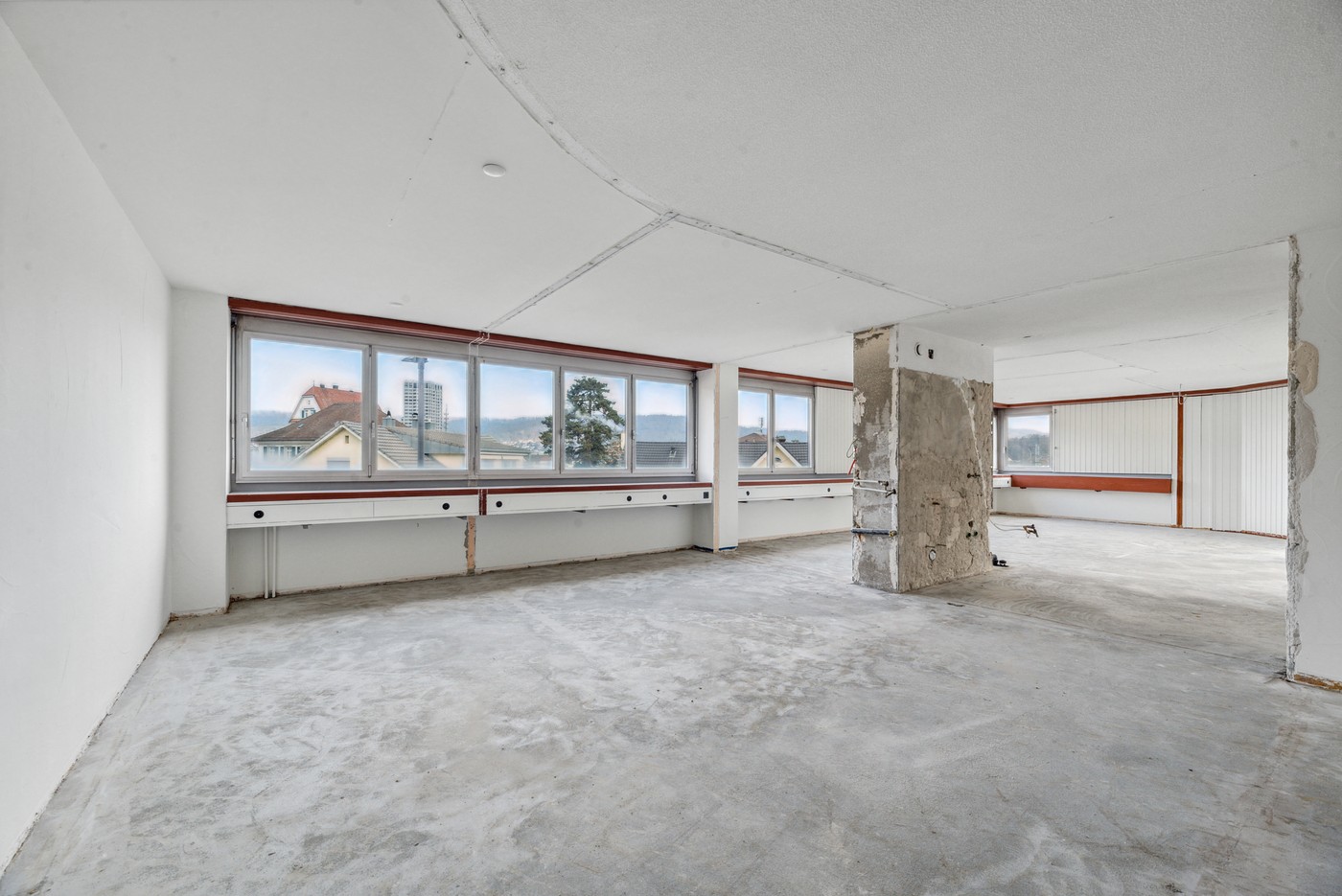 135m² bureau