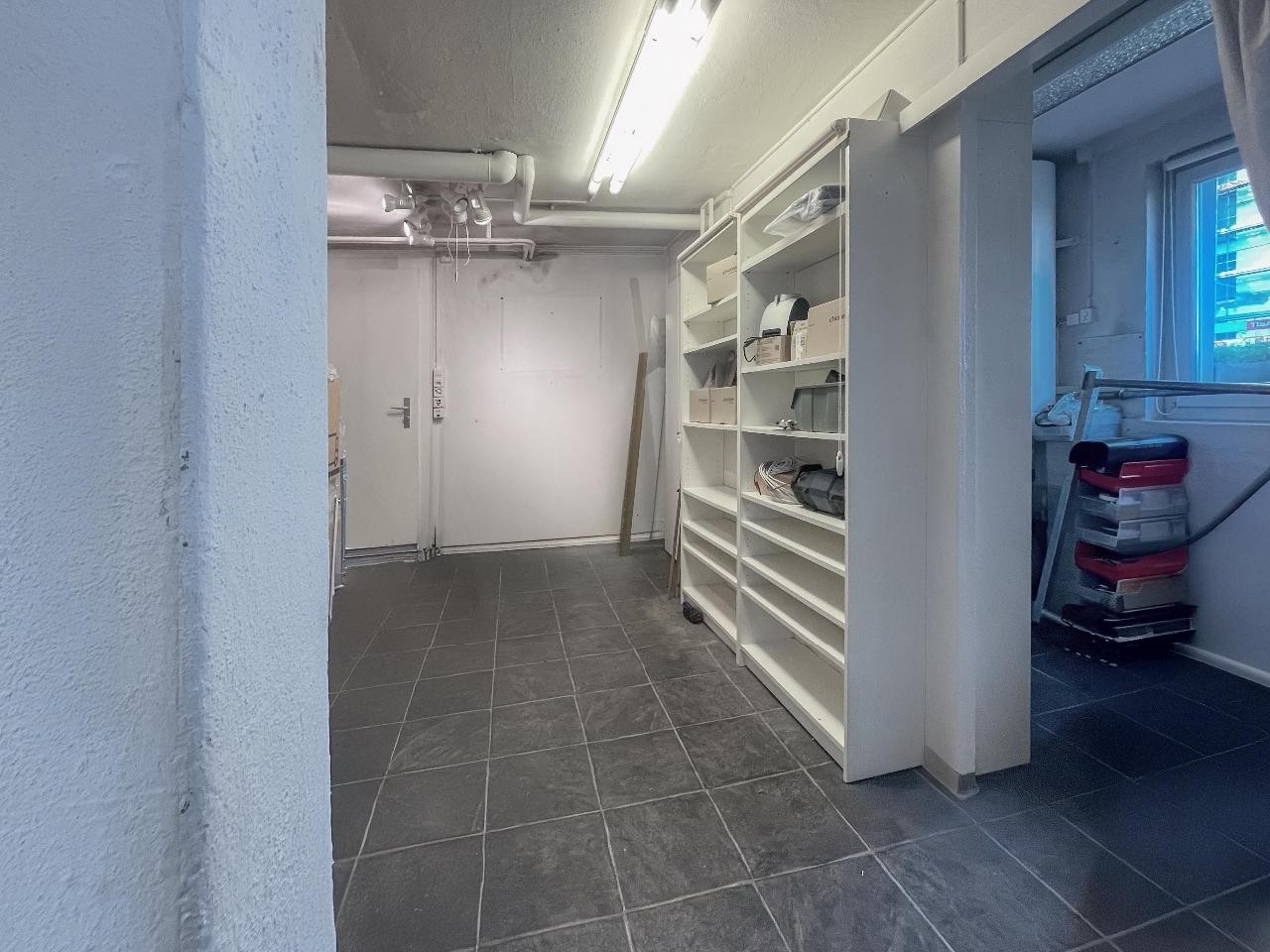 45m² commercial, photo 2 of 6