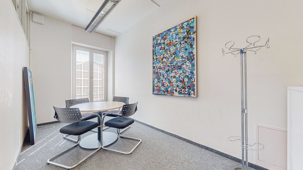 450m² office, photo 5 of 9