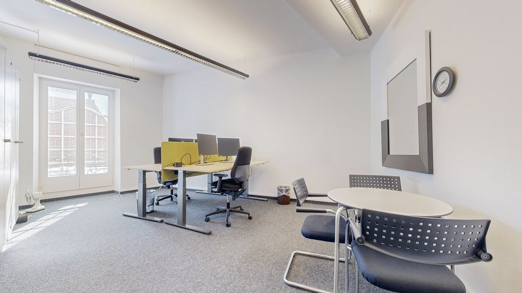 450m² office, photo 8 of 9