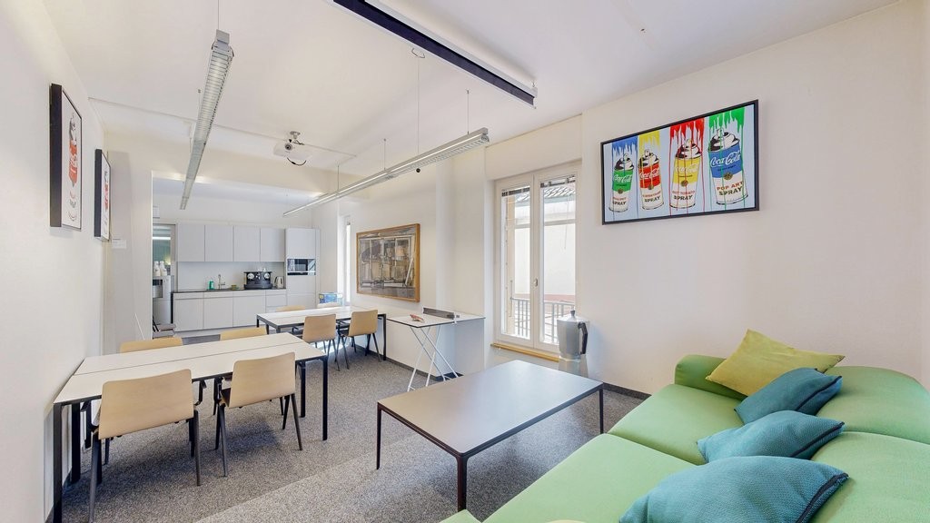 450m² office, photo 6 of 9