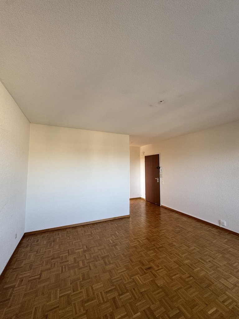 3 rooms apartment, photo 3 of 7
