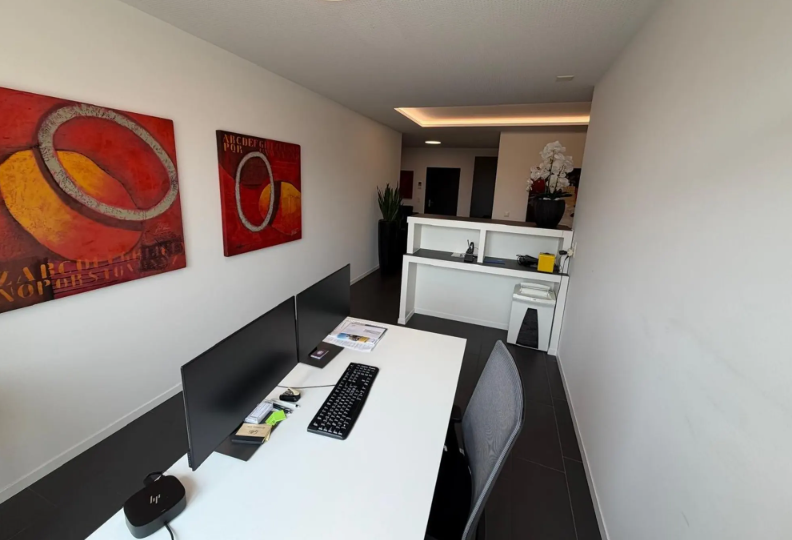 146m² office