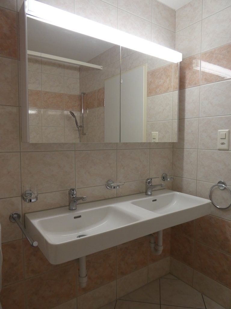 4 rooms apartment, photo 8 of 10