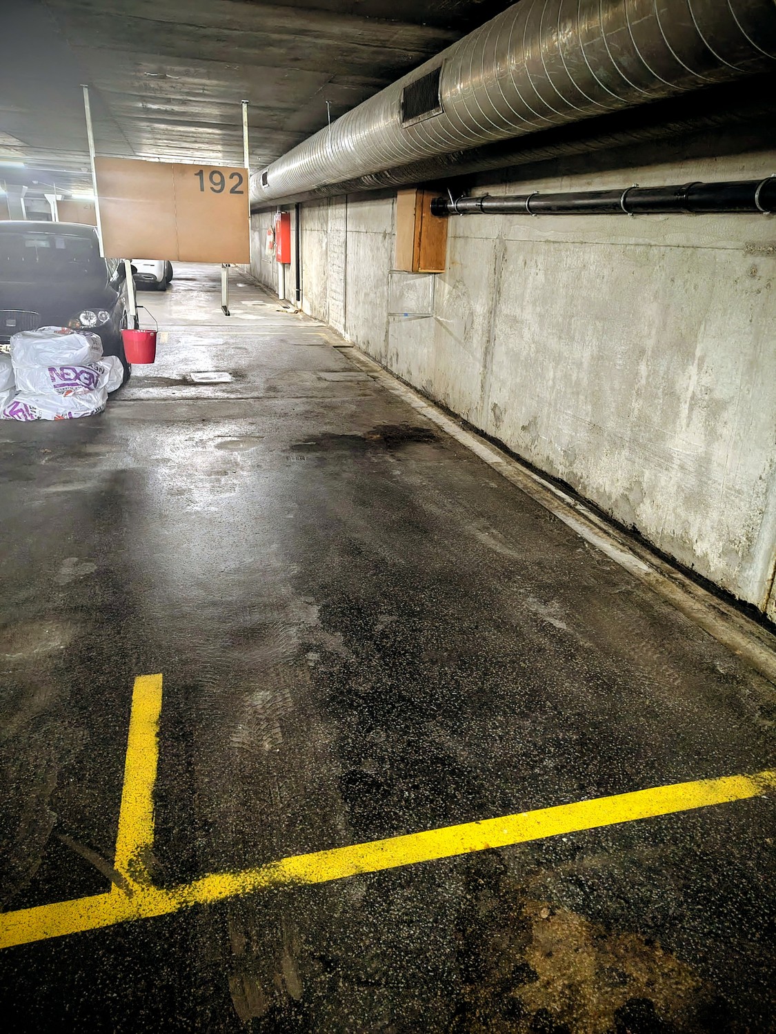 Underground slot, photo 2 of 2