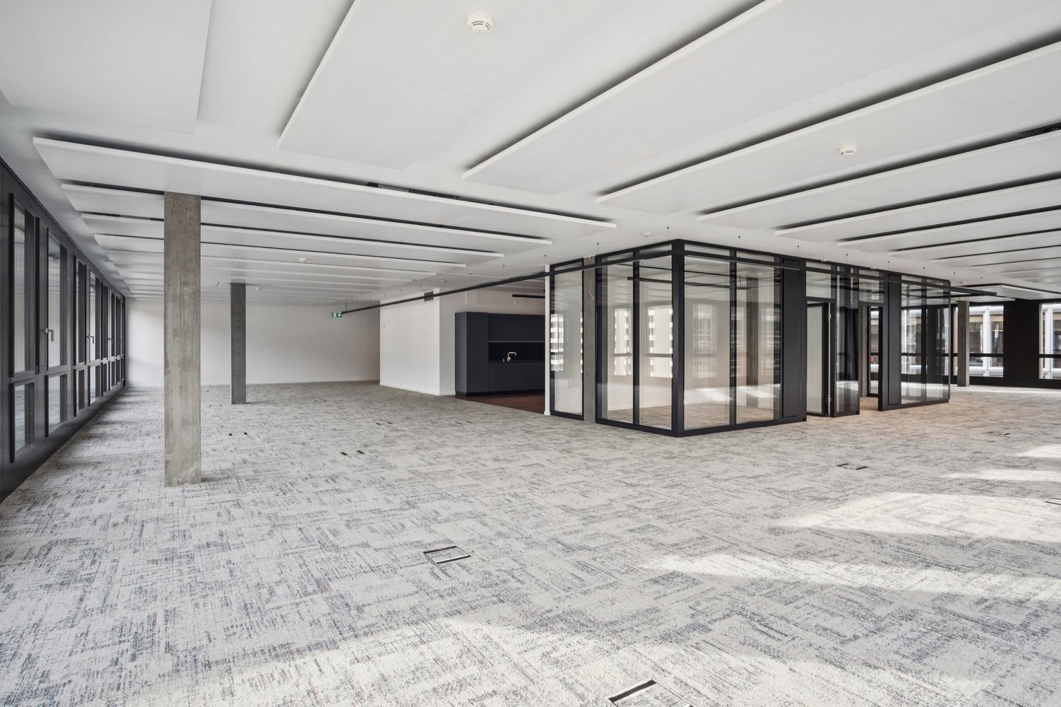 500m² office, photo 4 of 5