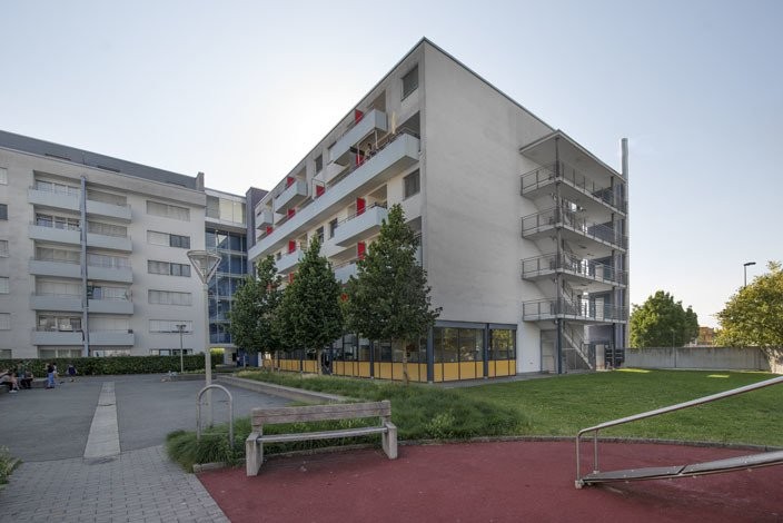 1m² covered bike parking
