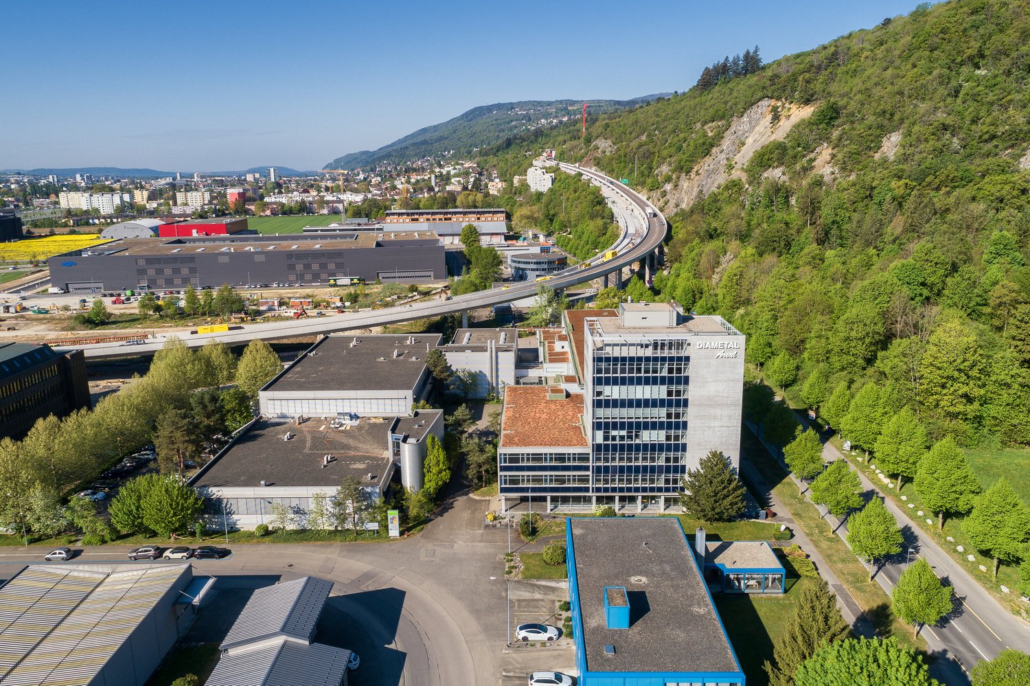 284m² office, photo 4 of 8