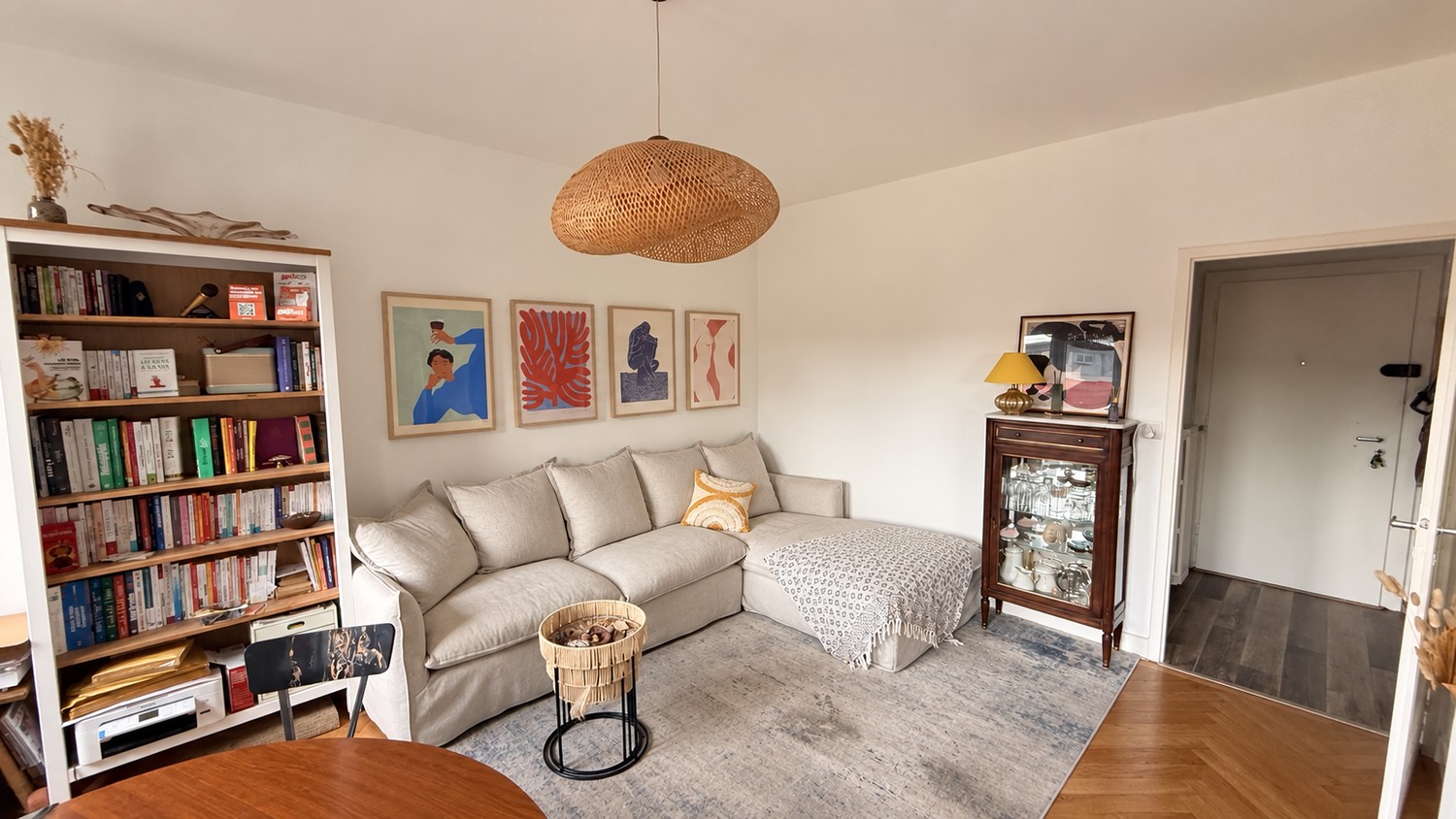 3 rooms apartment, photo 1 of 5