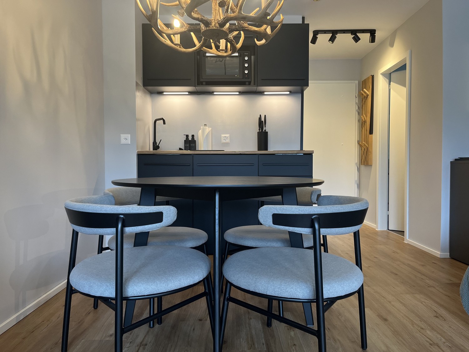 2 ½ rooms apartment