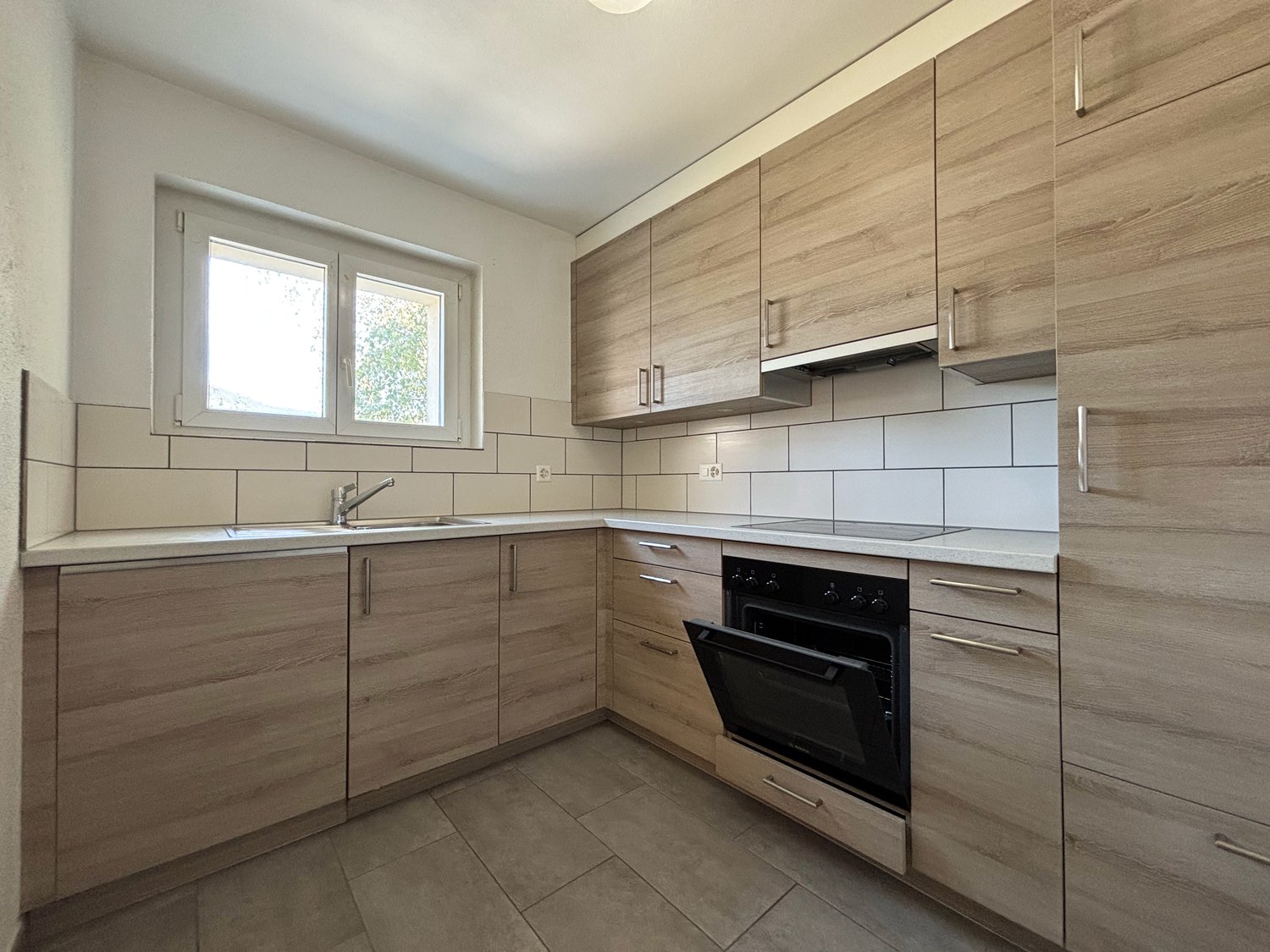 4 rooms apartment, photo 1 of 10