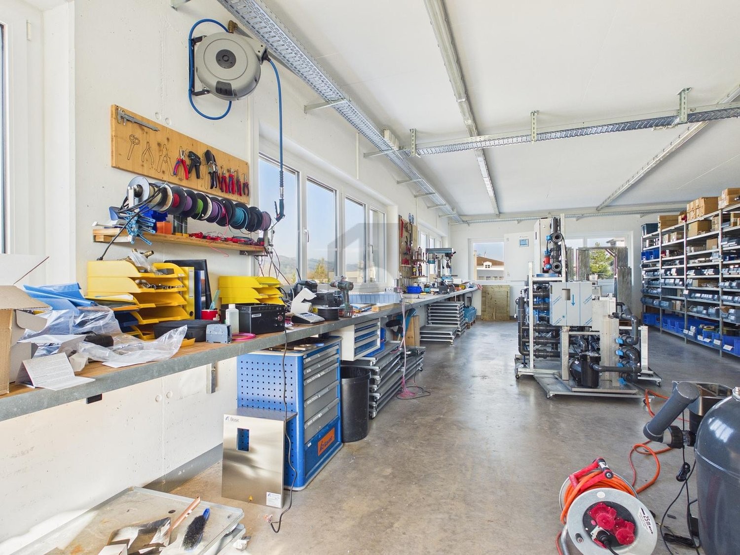 400m² atelier, photo 4 of 4