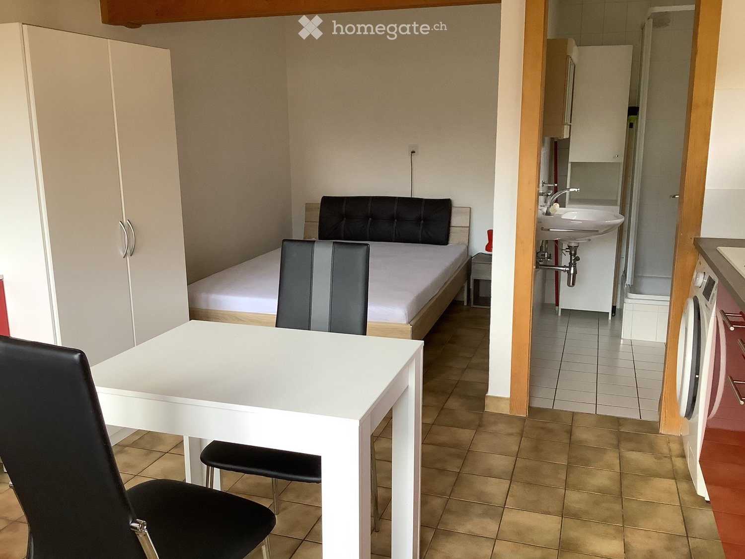 1 room apartment, photo 2 of 5