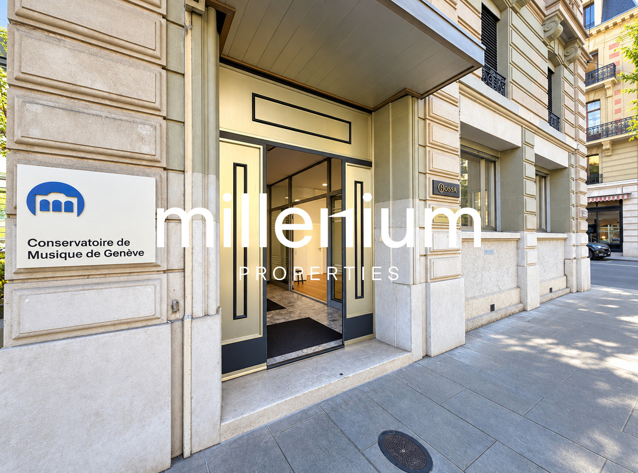 60m² commercial, photo 1 of 4
