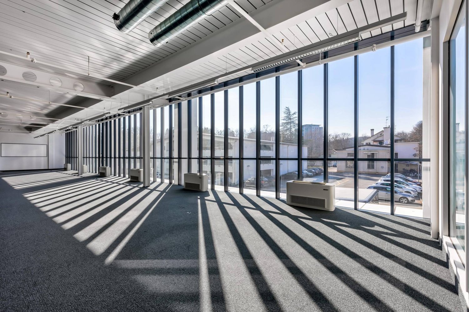 6100m² office, photo 8 of 9