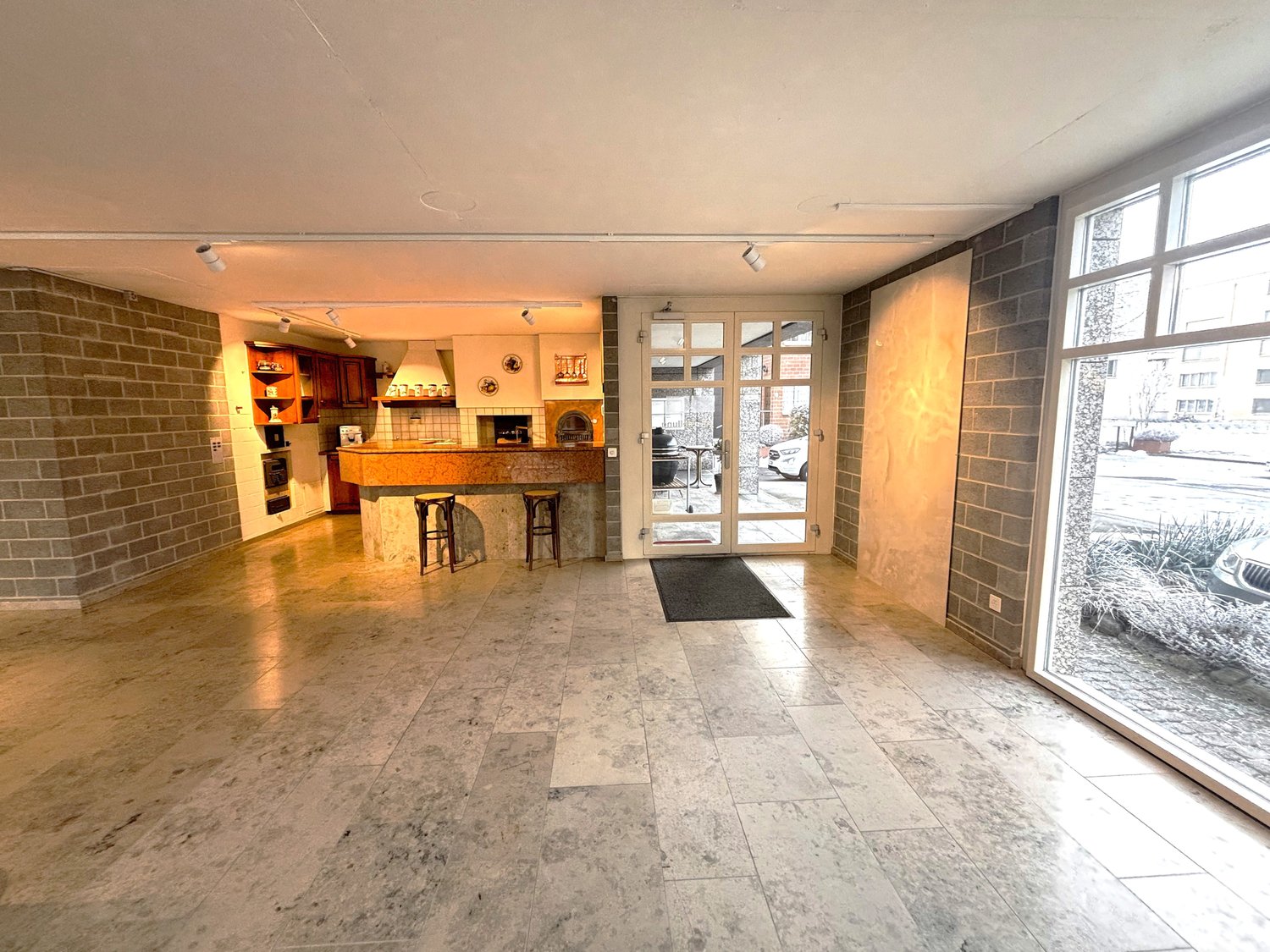 300m² commerciale