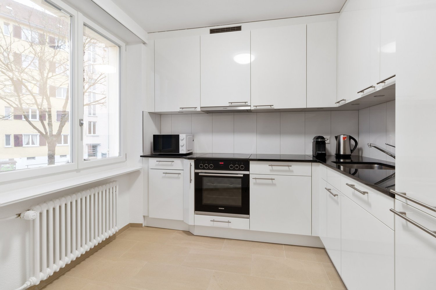 3 ½ rooms furnished flat (6)