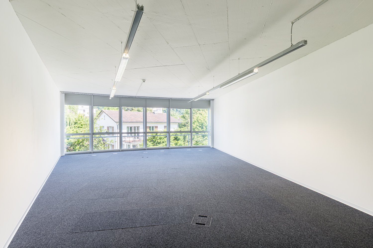 58m² office
