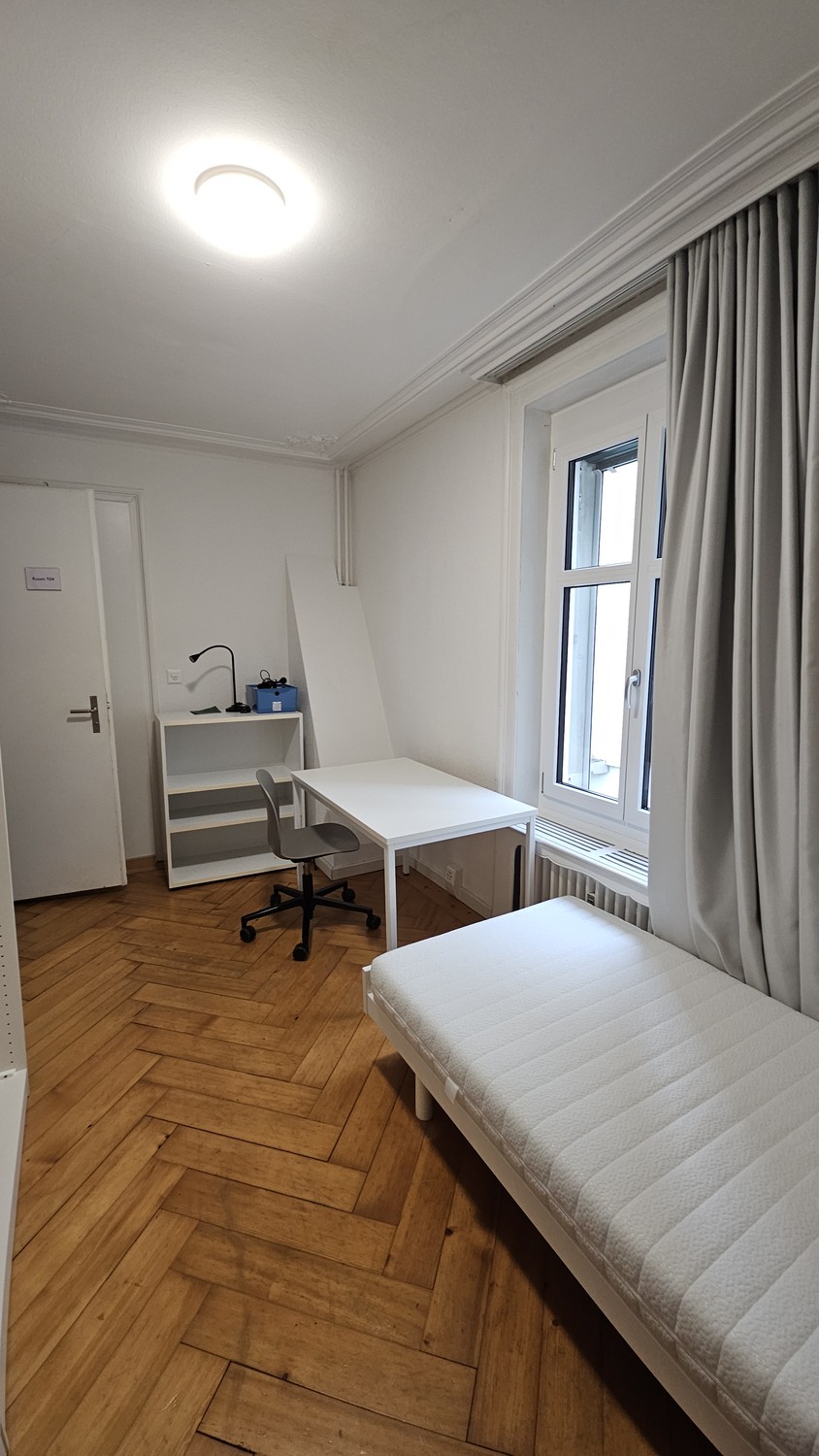Camera in appartamento condiviso