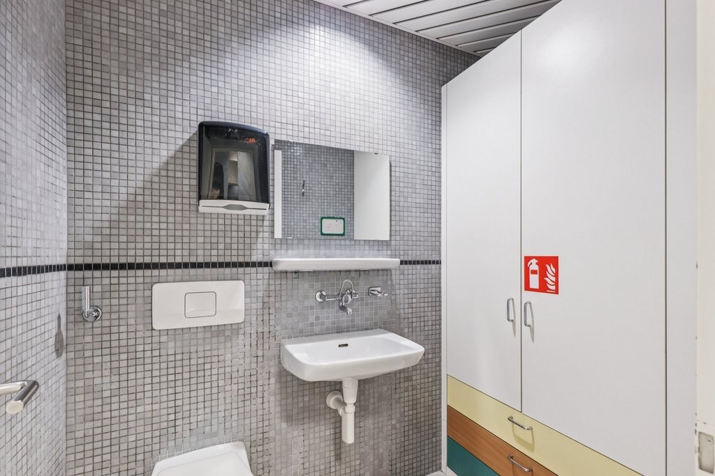 84m² commercial, photo 10 of 10