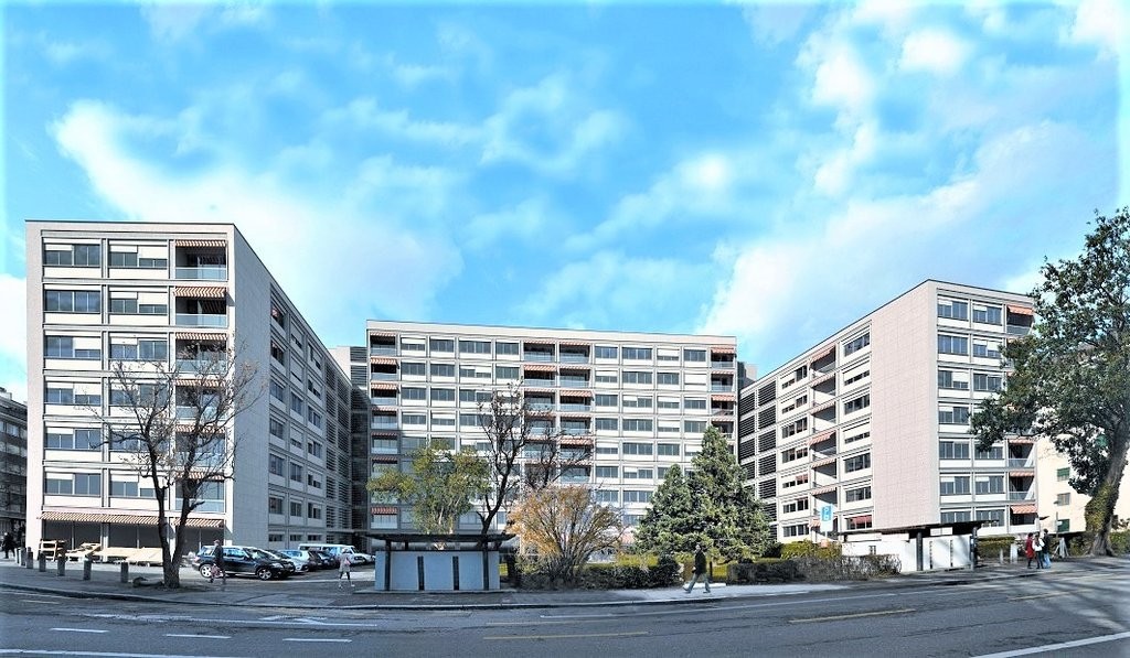 5 rooms apartment