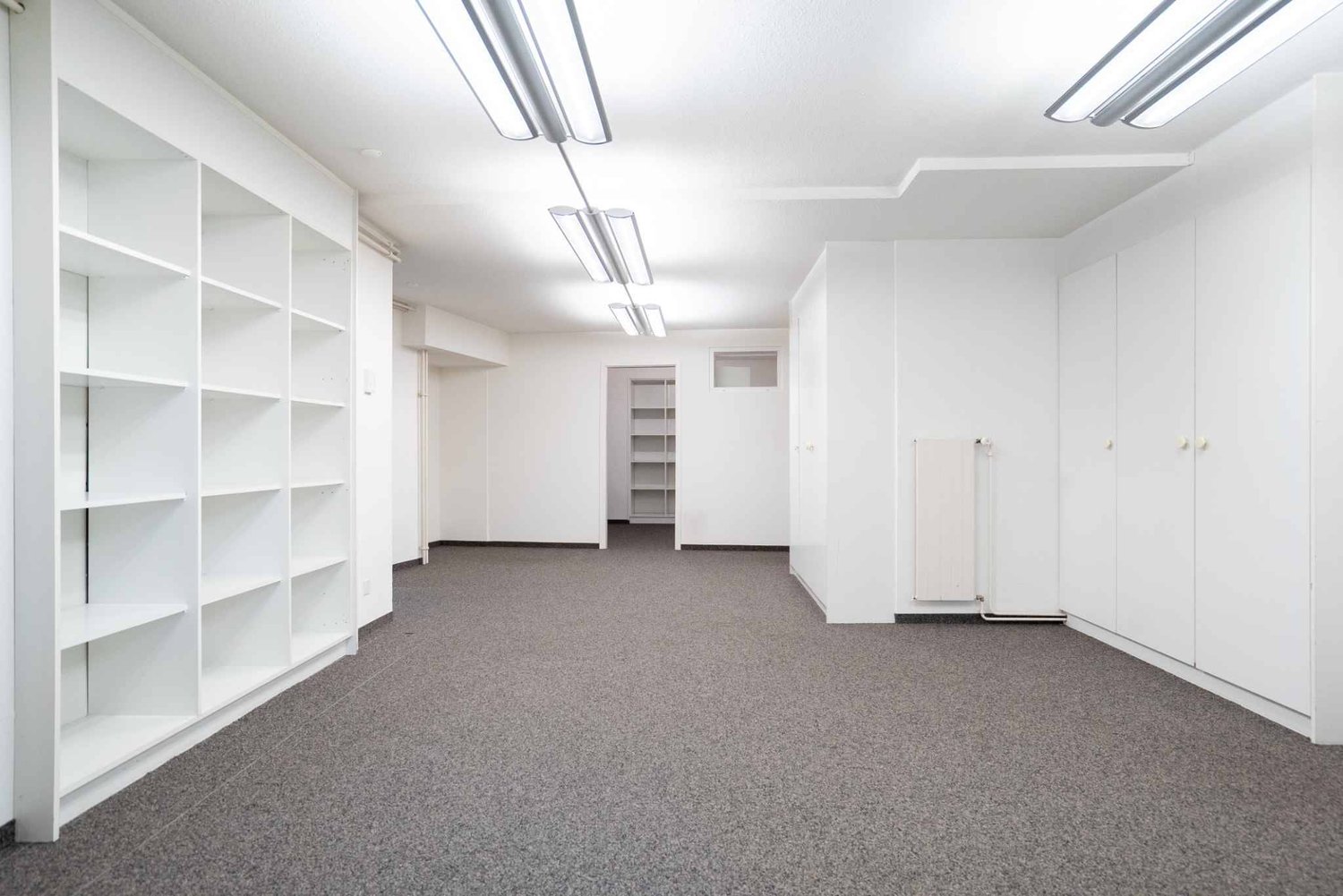 217m² office, photo 2 of 10