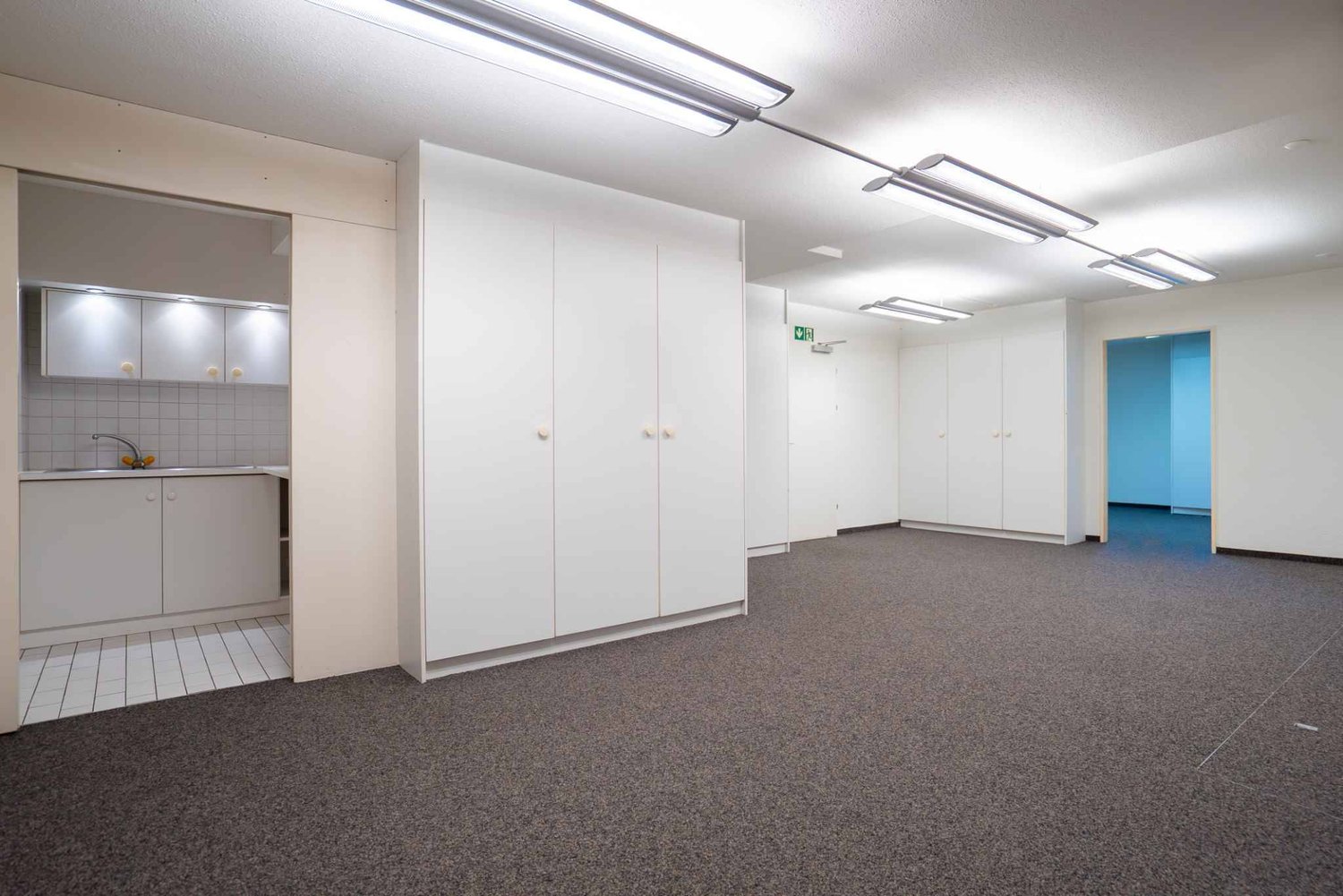 217m² office, photo 6 of 10