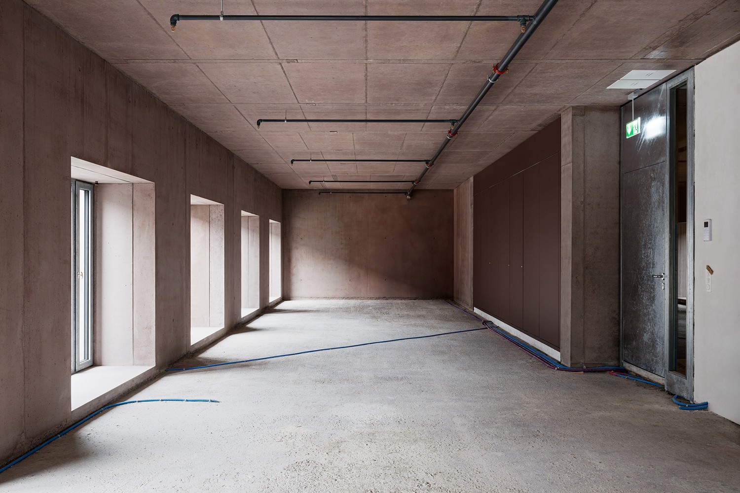 271m² commercial, photo 7 of 7
