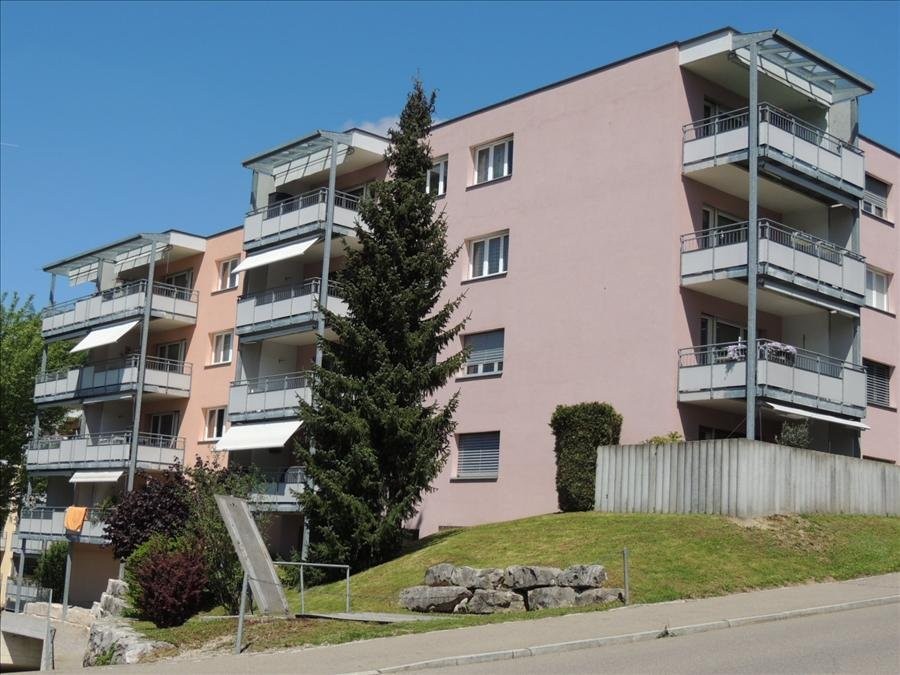 Covered bike parking

Per sofort oder nach Vereinbarung. CHF 20.00 zzgl 8.1% Mwst für externe Mieter.
