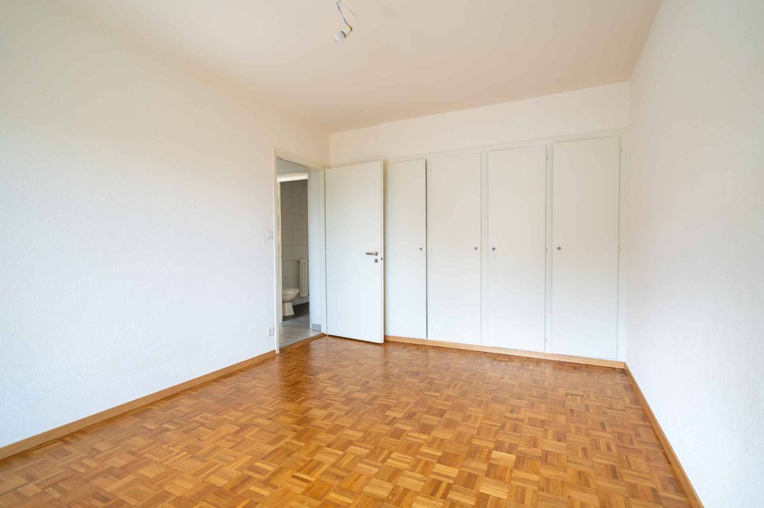 3 rooms apartment, photo 3 of 8