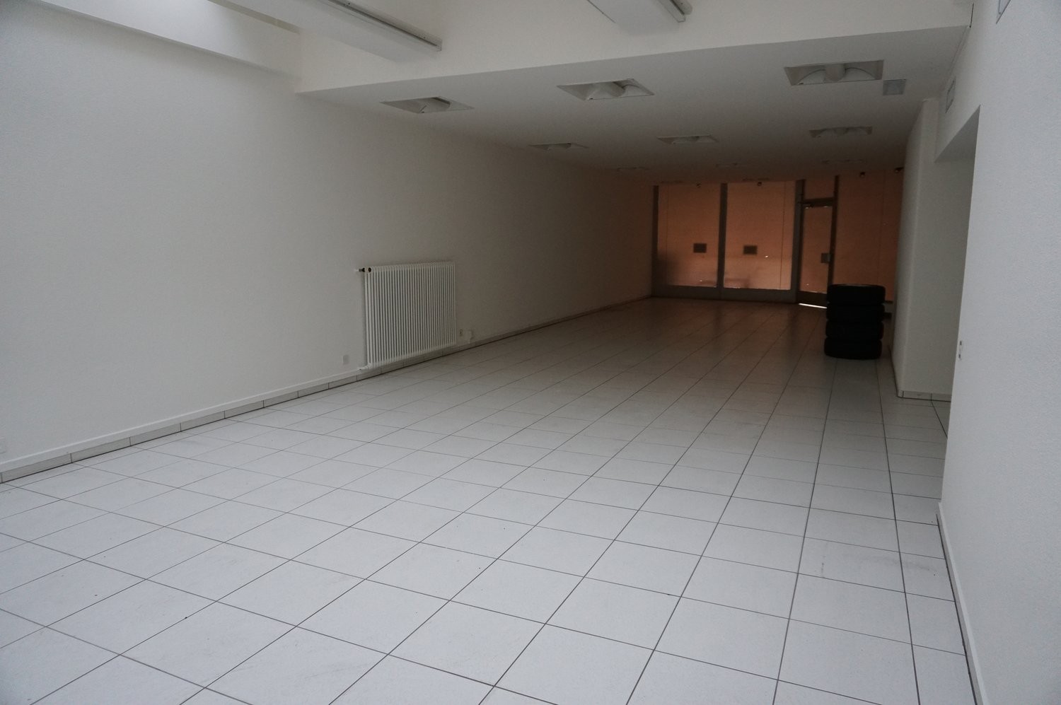 165m² shop, photo 3 of 6