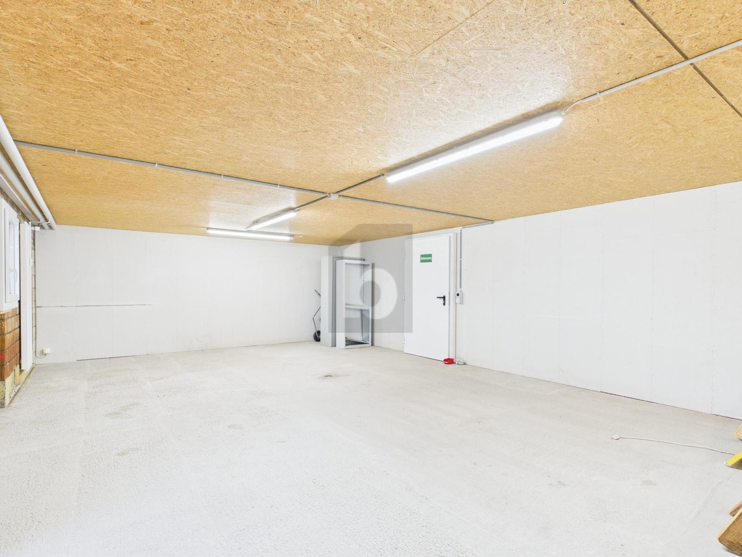 60m² atelier, photo 1 of 4