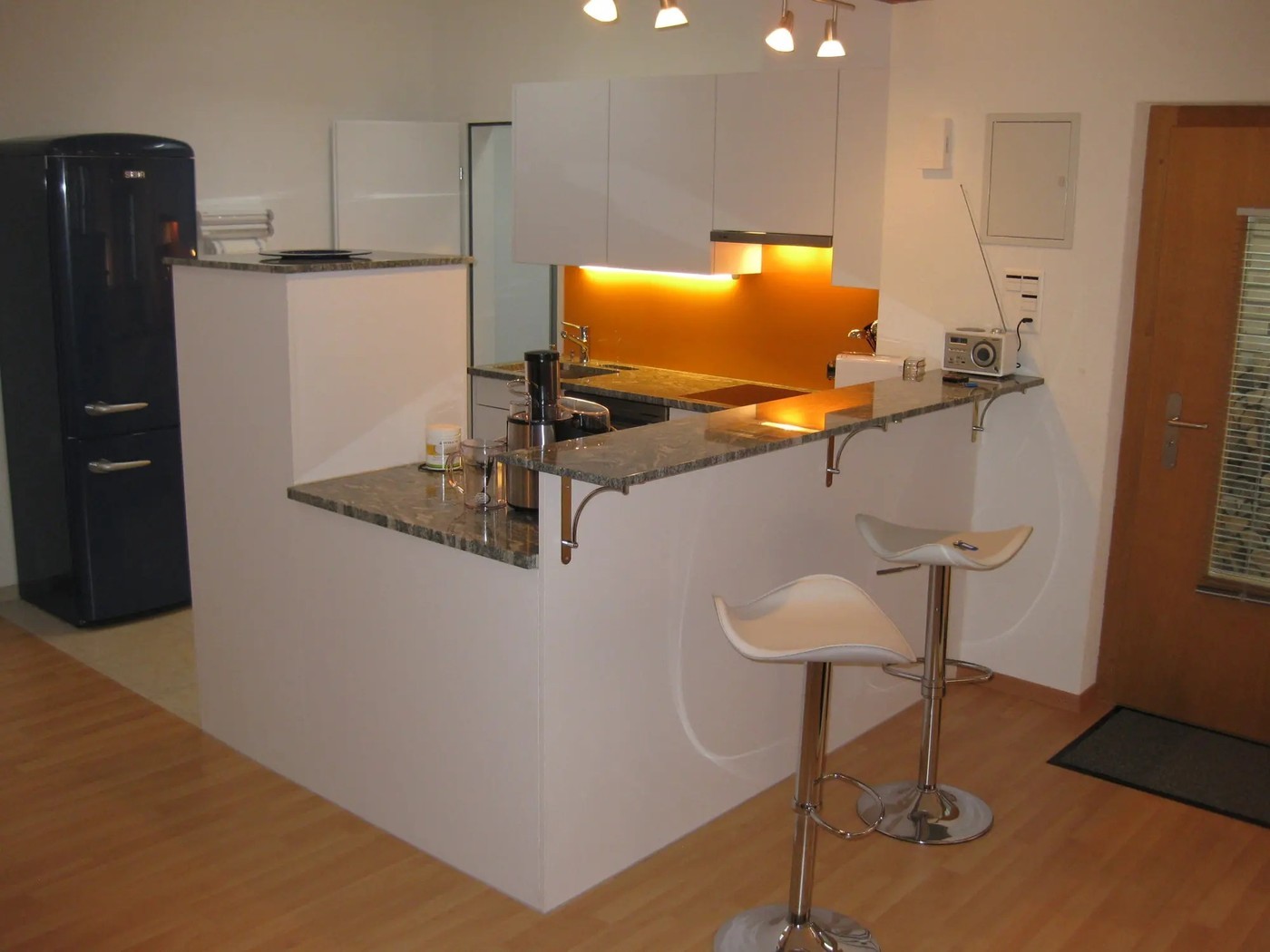 1 room apartment, photo 4 of 9