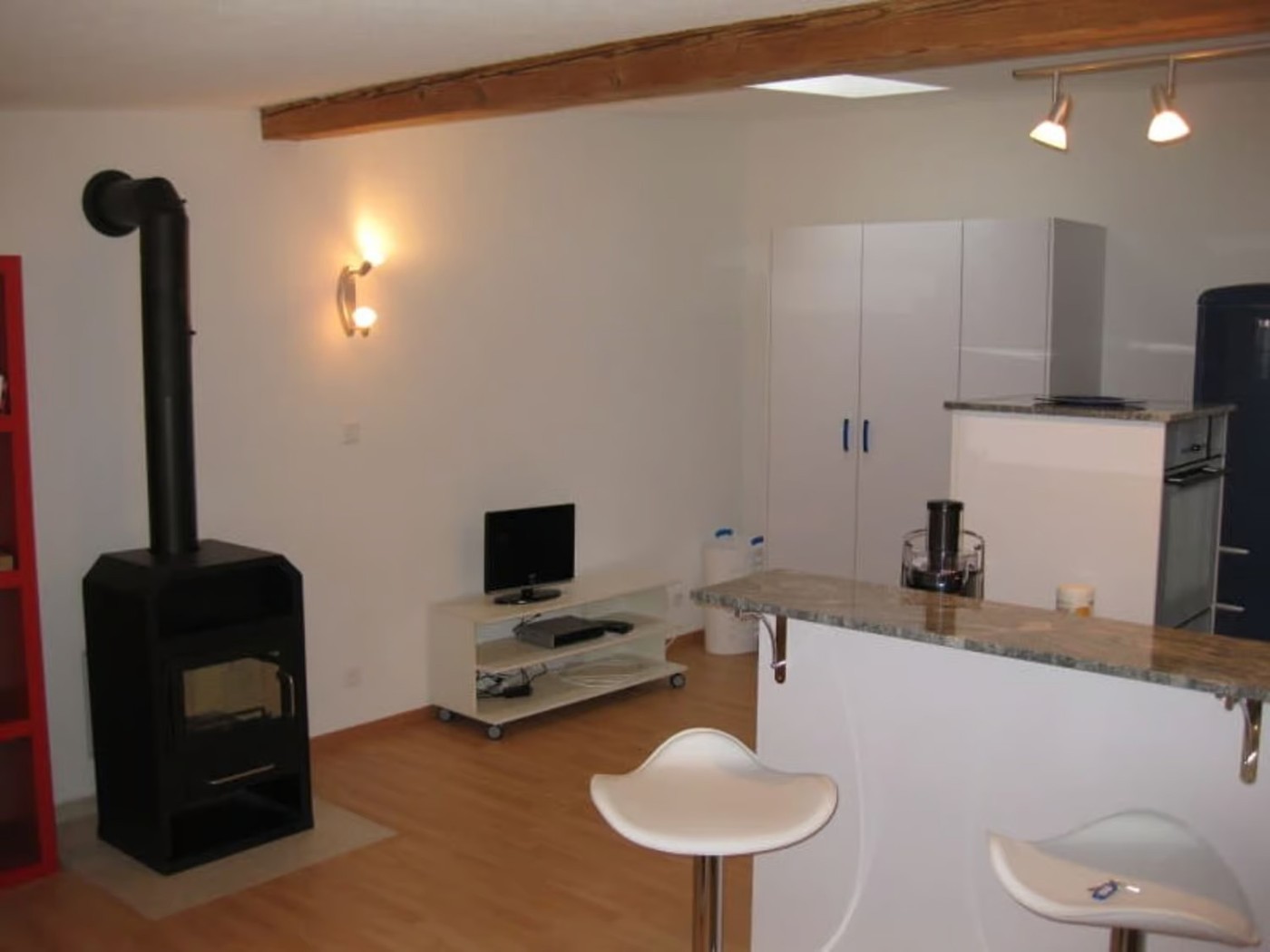 1 room apartment, photo 8 of 9