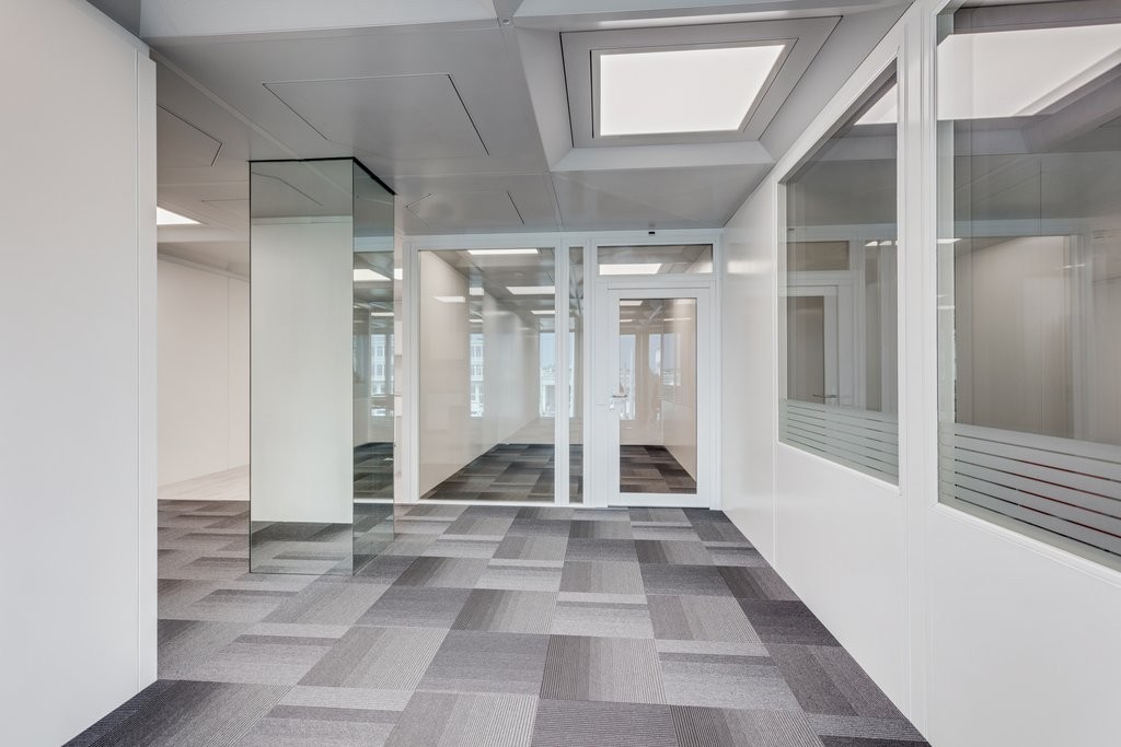 450m² office, photo 1 of 4