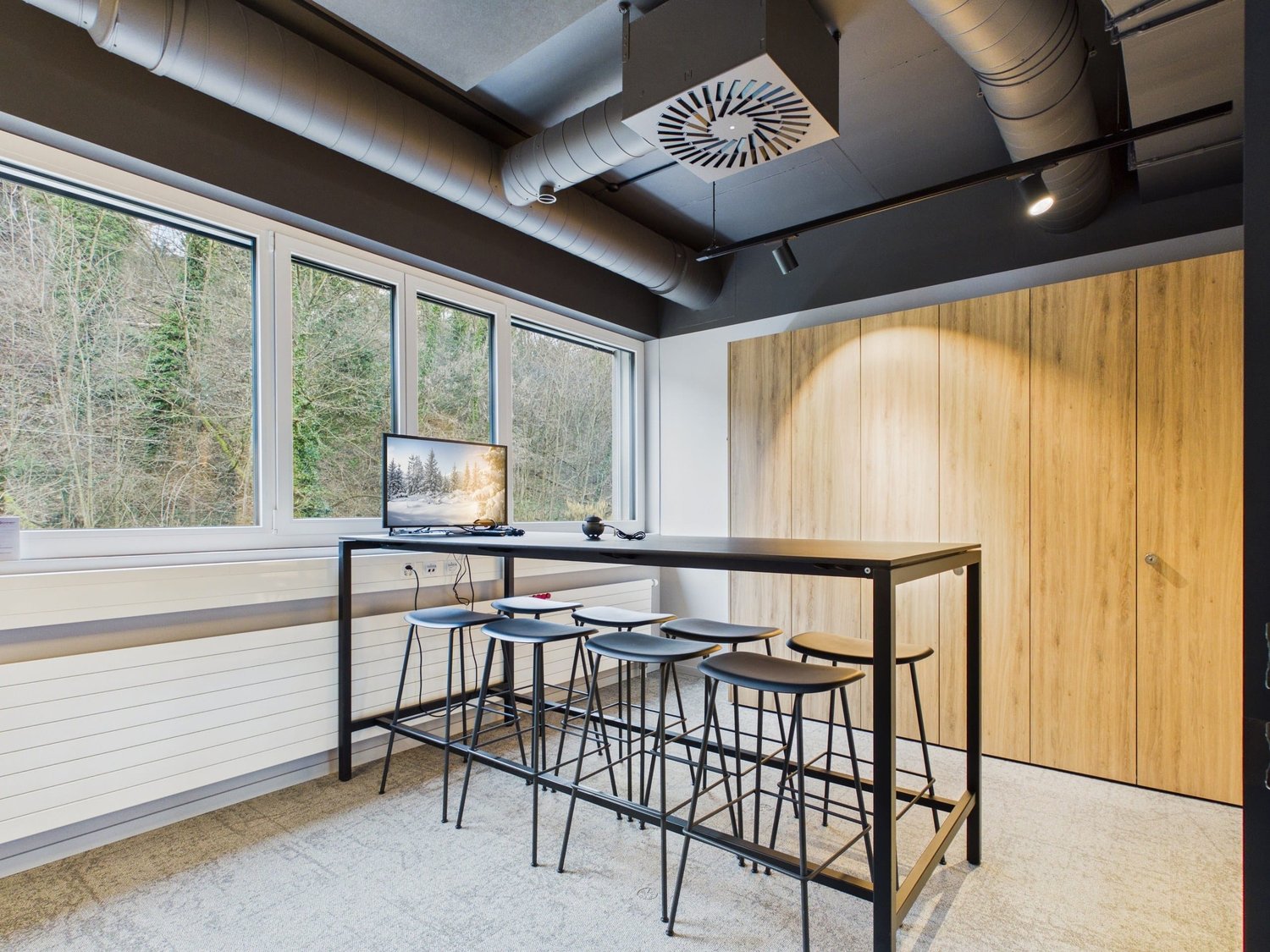 435m² office, photo 4 of 10