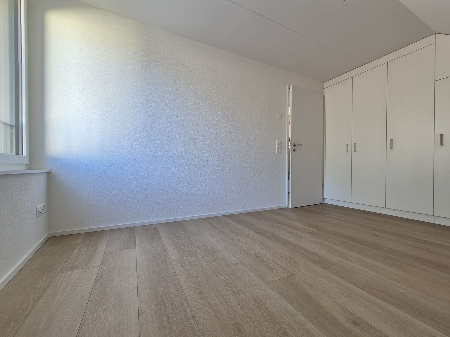 5 rooms apartment