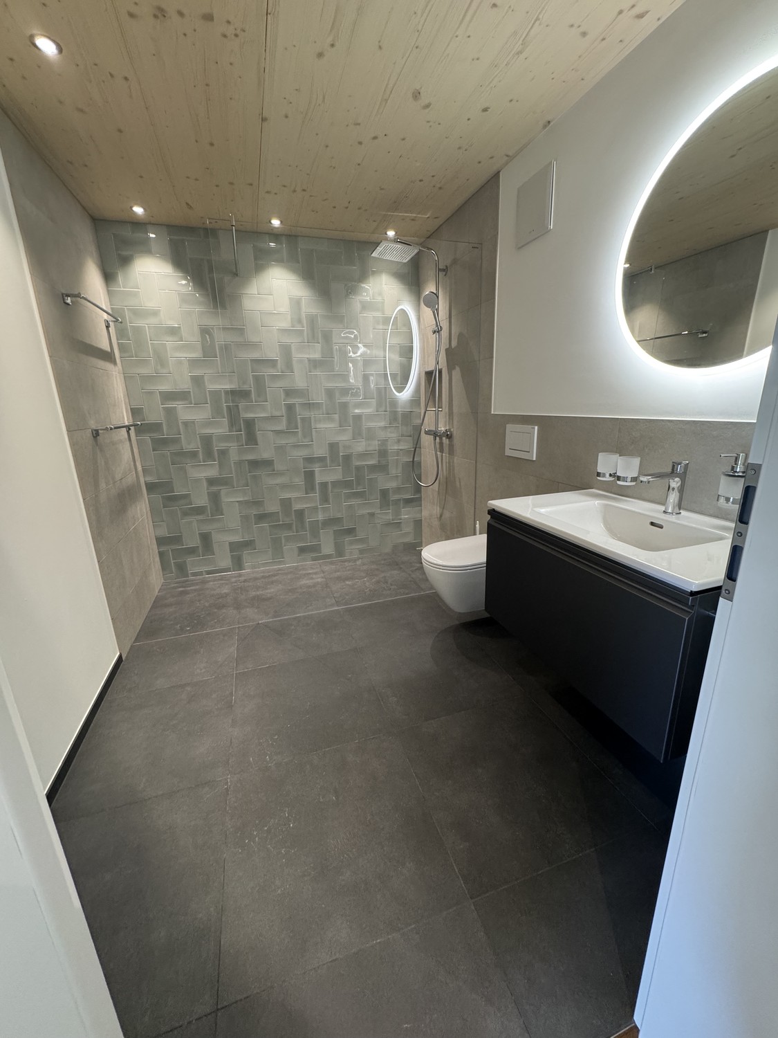 Studio di 2 ½ locali