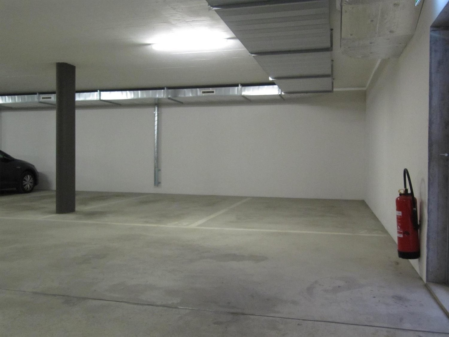 Underground slot, photo 5 of 7