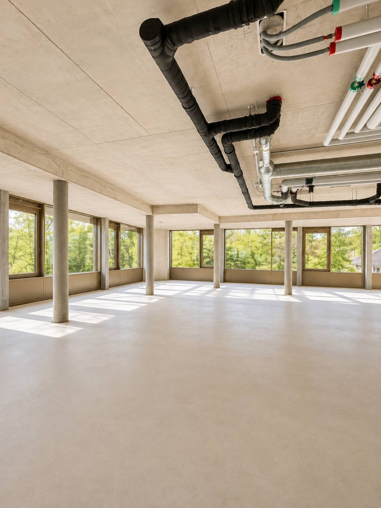 439m² office