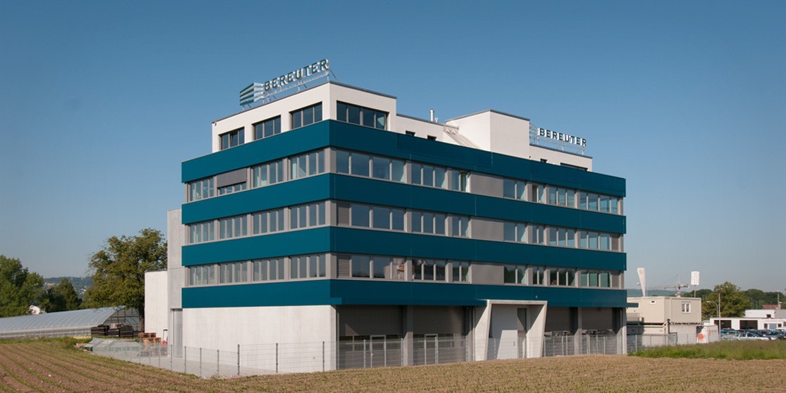110m² office