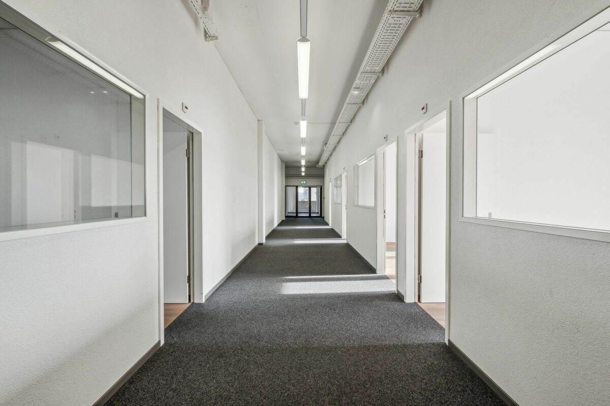 622m² commercial, photo 3 of 10