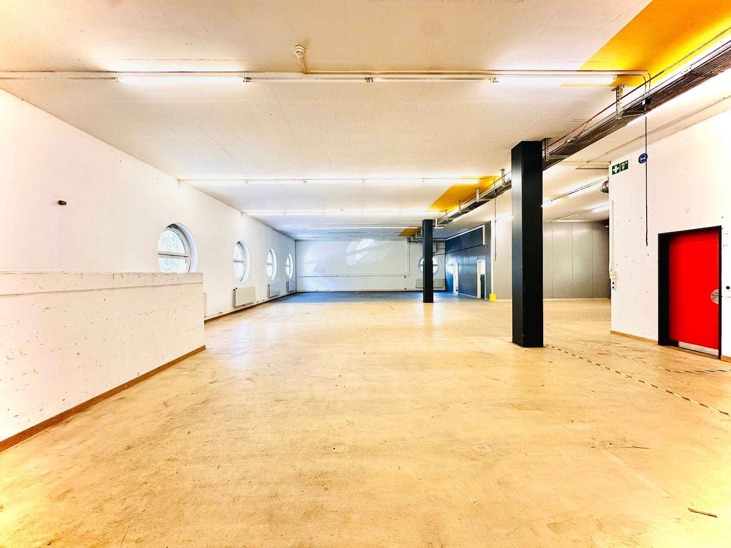 431m² commercial, photo 5 of 8
