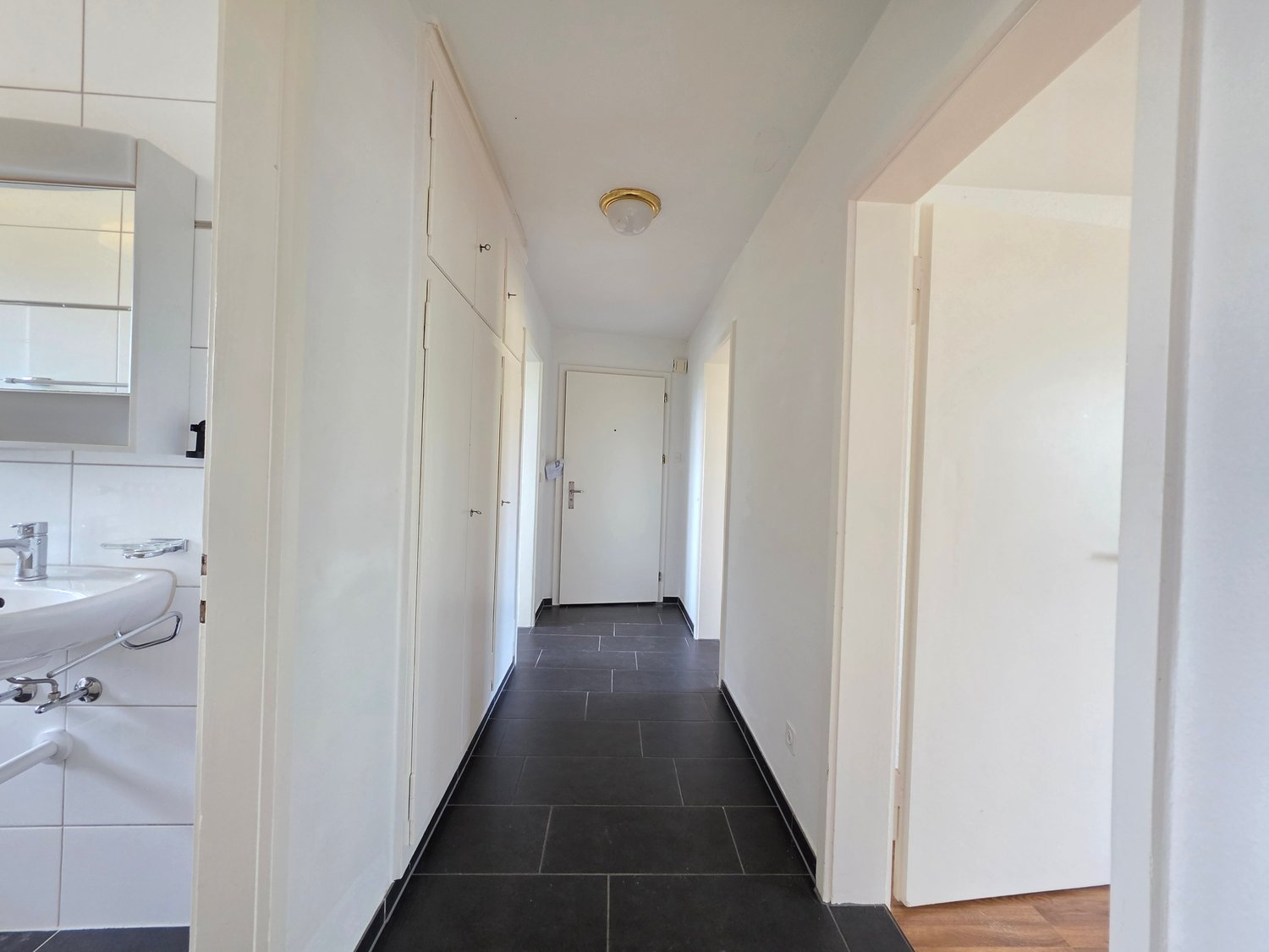 3 rooms apartment, photo 10 of 10