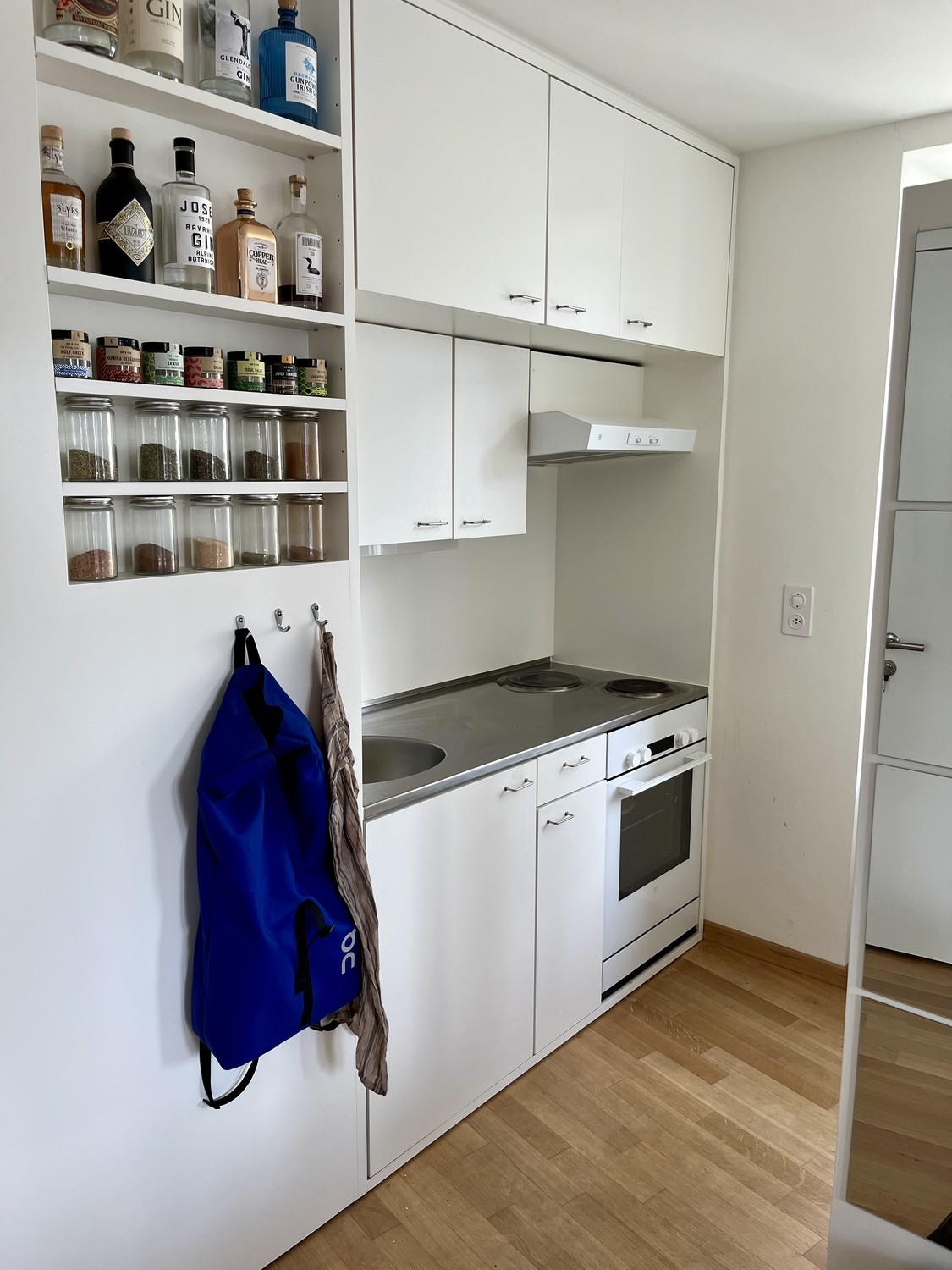 1 room apartment, photo 6 of 6