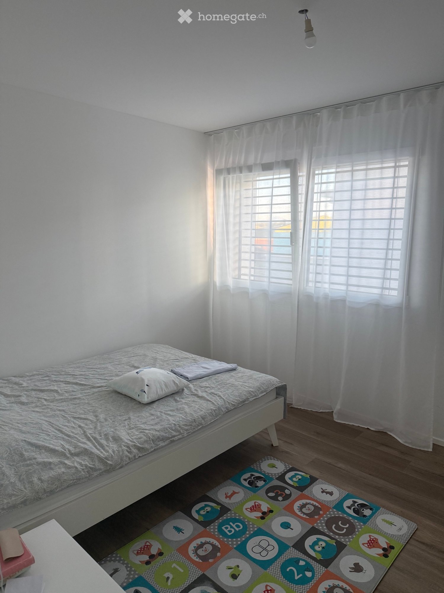 5 rooms apartment