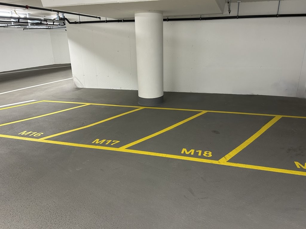 Posti auto coperti per biciclette, foto 2 di 2