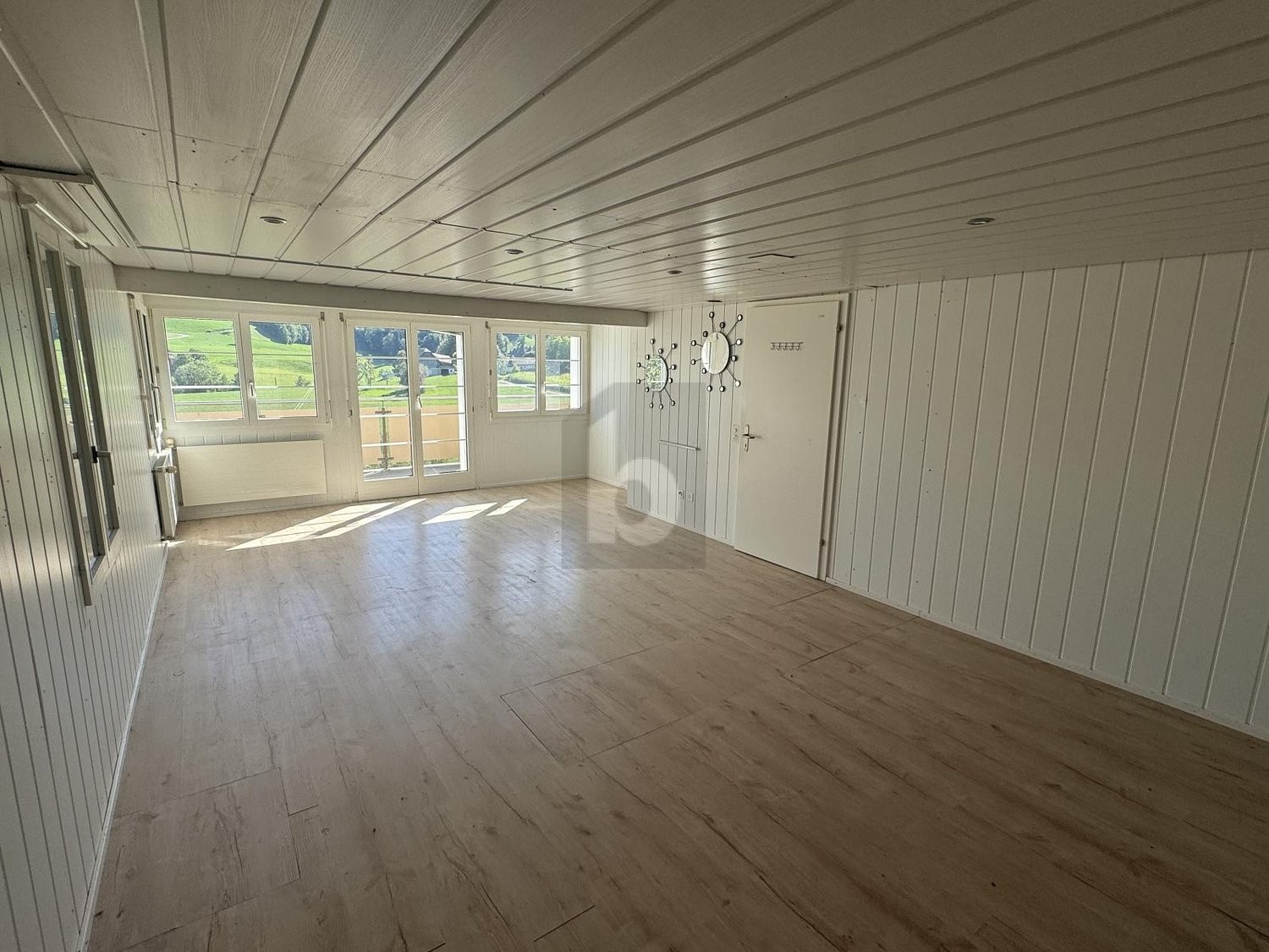 8 rooms farm house, photo 4 of 4