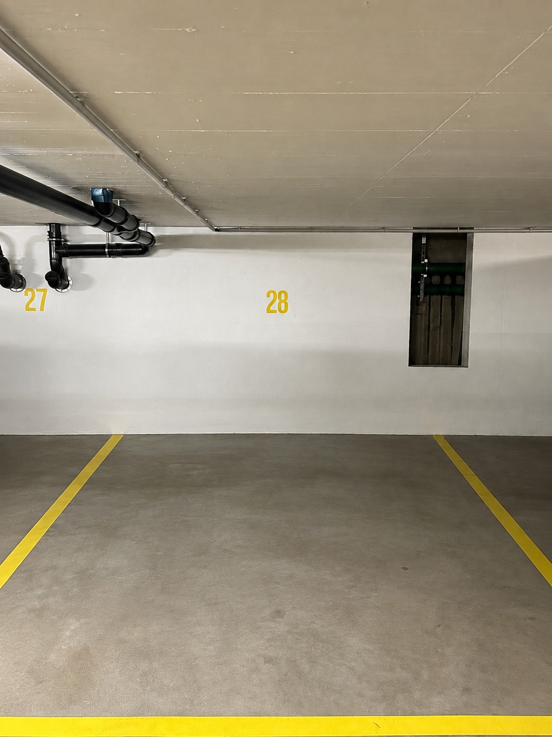 Underground slot